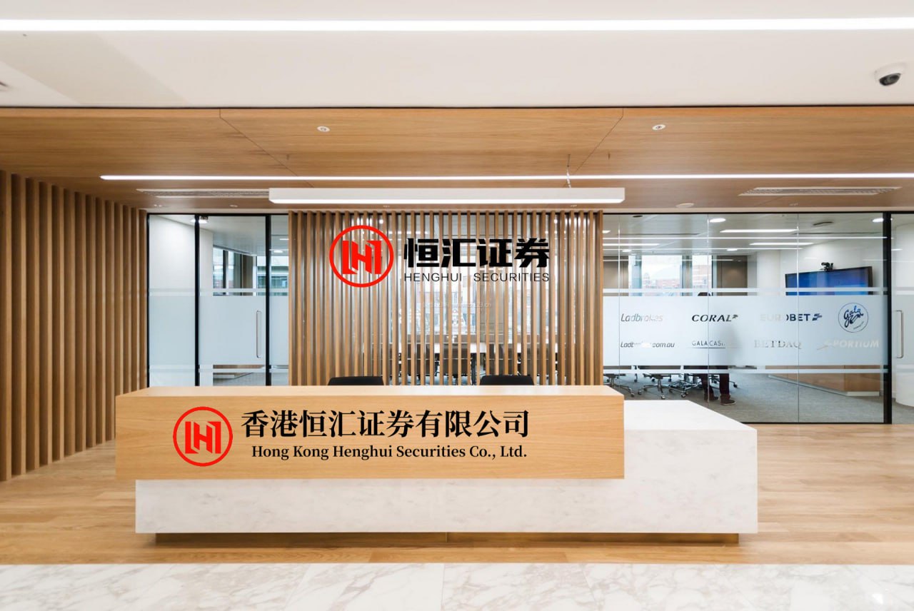 天龙配资 【探访如月湖湿地公园：生态保护与乡村振兴的生动实践】山东学子寒假在行动#寒假社会实践##三下乡##山东学子实践青春行# 2026年2月23日，曲阜师范大学河润乡土寒假社会实践队赴淄博市博山区如月湖湿地公园开展调研，聚焦黄河流域山东段湿地生态保护与乡村振兴协同发展，实地考察生态保护、运营管...